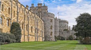 The 7 Best Windsor Castle Tours From London 🏰 [2025 Reviews] | World ...